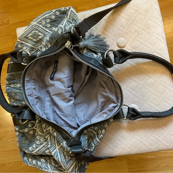 American Eagle cotton blend bag - blue with white & gold design/crotchet… - Picture 7 of 11